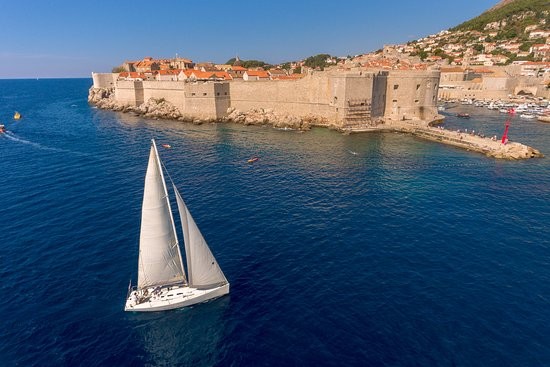 Top 10 things not to miss during your sailing holidays in Croatia