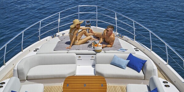 Azimut 78, Viva