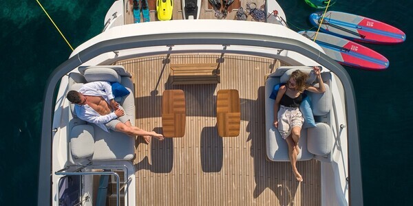 Azimut 78, Viva