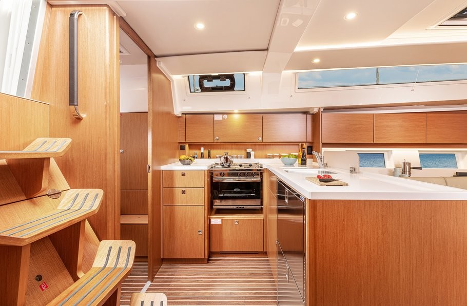 Bavaria C45, Brunello