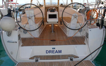 Bavaria Cruiser 37, Dream