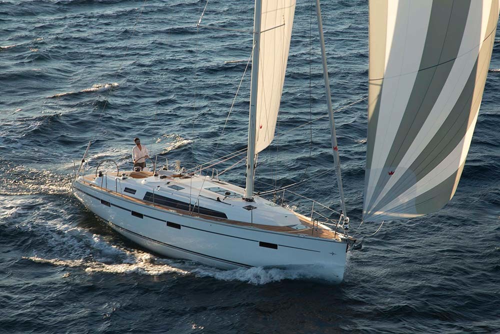 Bavaria Cruiser 41, Maestral