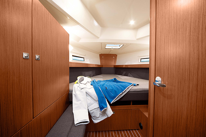 Bavaria Cruiser 41, Maestral