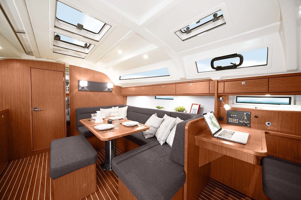 Bavaria Cruiser 41, Enja