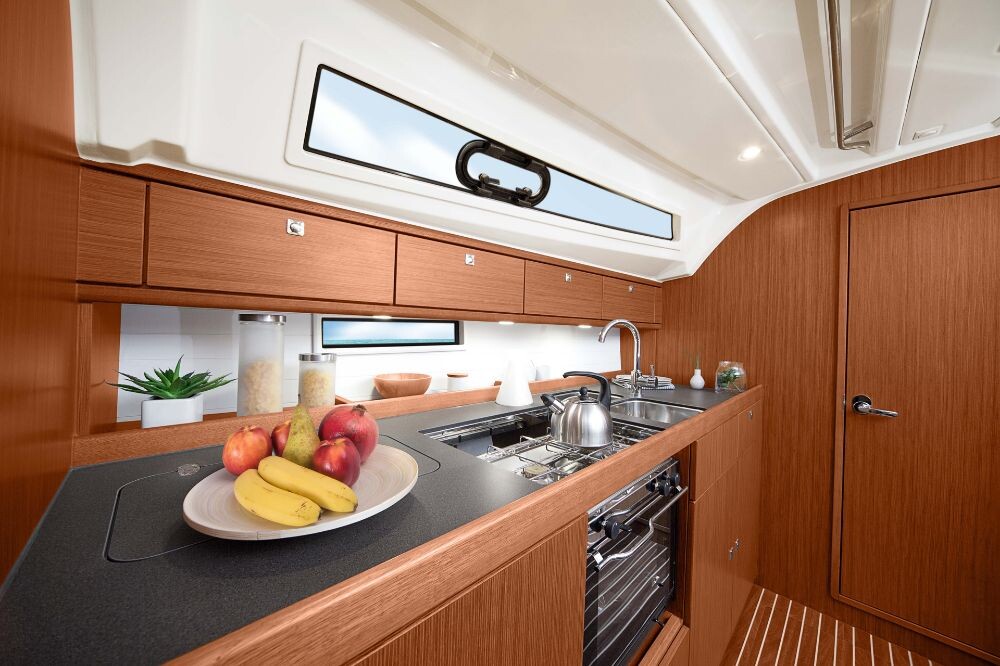 Bavaria Cruiser 41, Enja