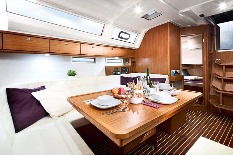 Bavaria Cruiser 46, Lovrečina