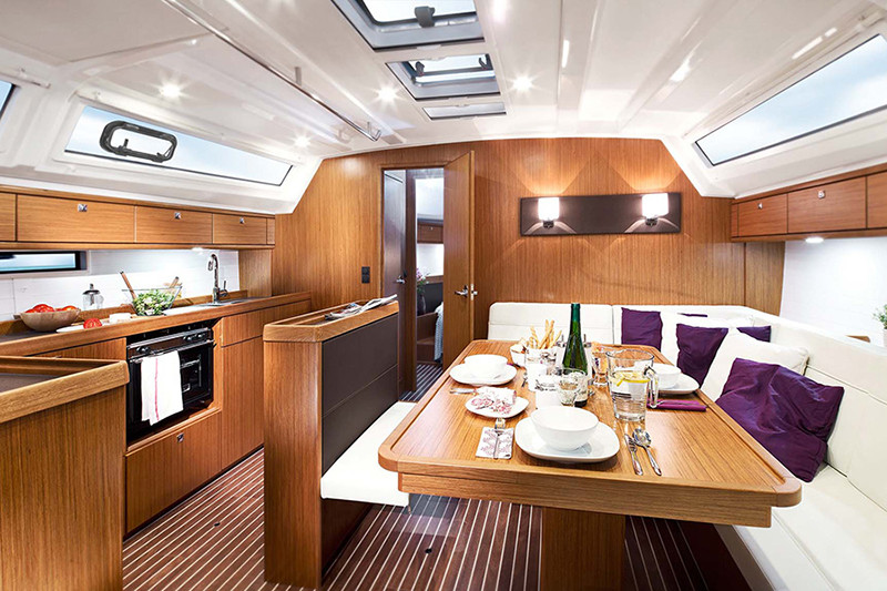 Bavaria Cruiser 46, Maslinova