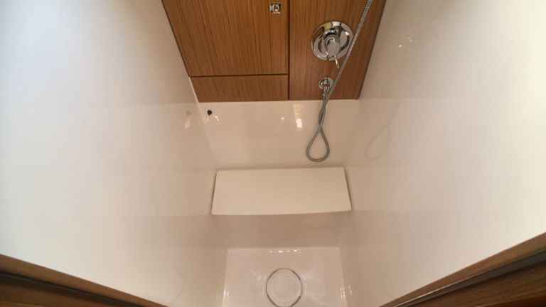 Bavaria Cruiser 46, Blizzard