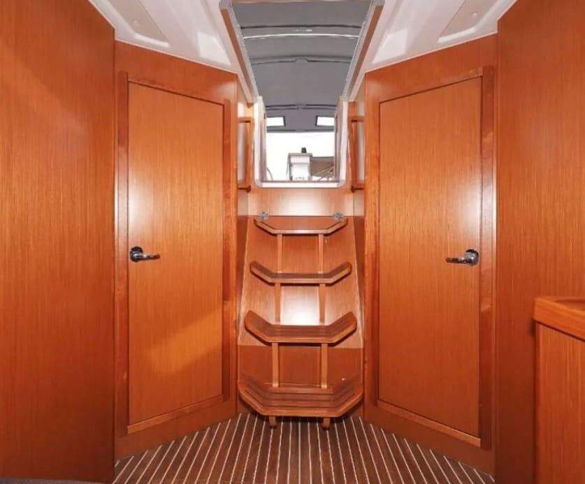 Bavaria Cruiser 46, Athene