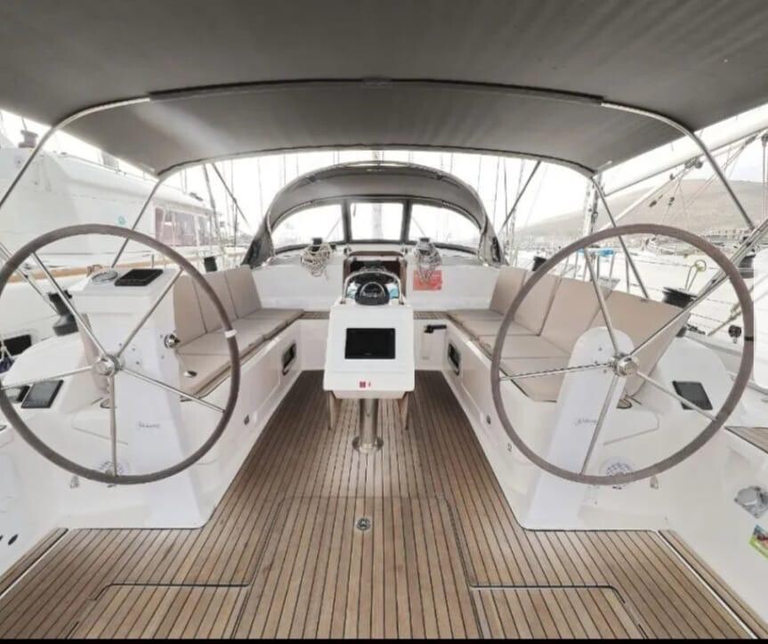 Bavaria Cruiser 46, Athene