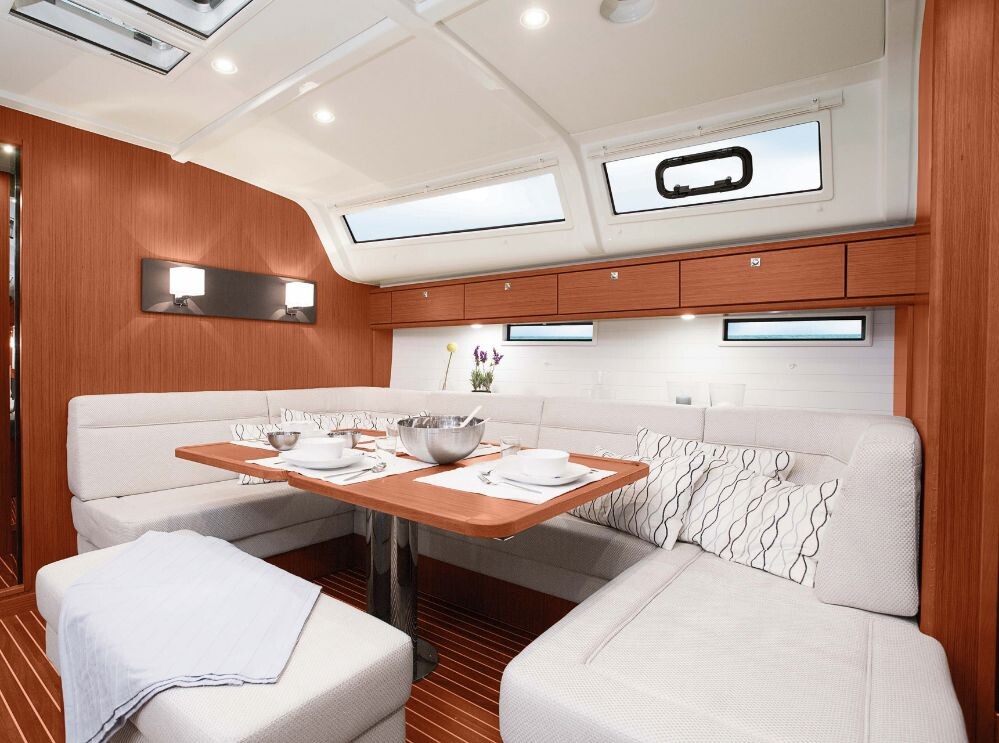 Bavaria Cruiser 51, Morillon