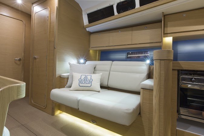 Dufour 460 GL, Chuck