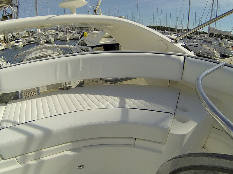 Fairline Phantom 50, Luna IV