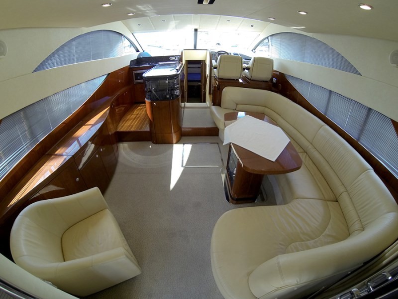 Fairline Phantom 50, Luna IV
