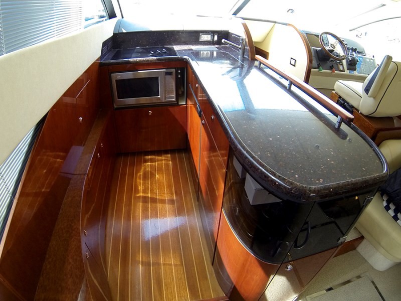 Fairline Phantom 50, Luna IV