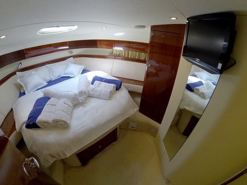 Fairline Phantom 50, Luna IV