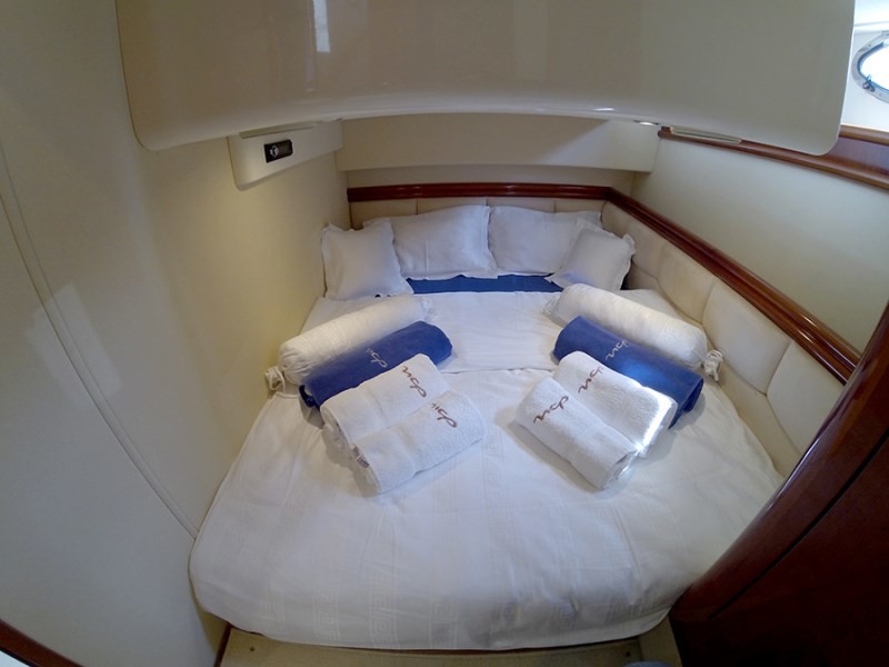 Fairline Phantom 50, Luna IV