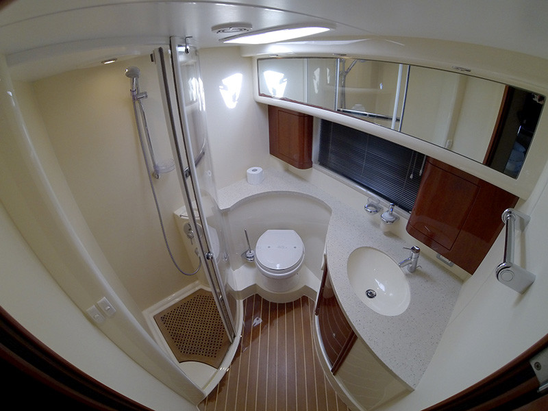 Fairline Phantom 50, Luna IV