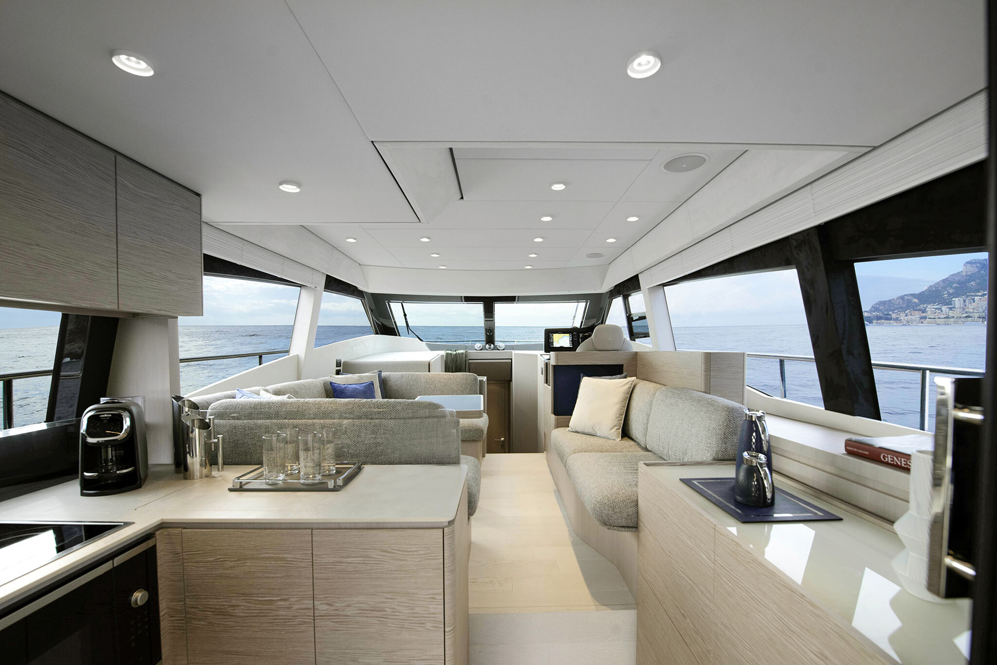 Ferretti Yachts 500, Anna