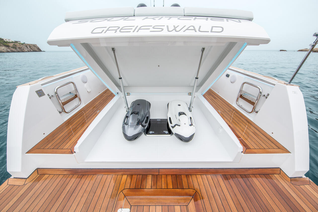 Fjord 44 Open, No Name