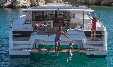 Fountaine Pajot Astrea 42, Arisa