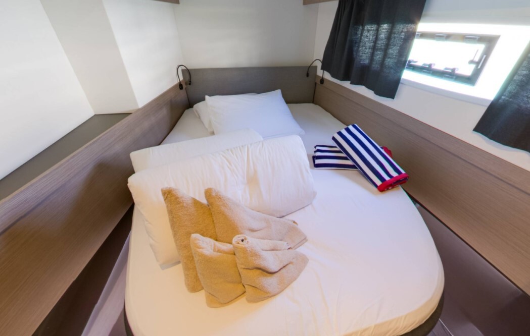 Fountaine Pajot Astrea 42, Magic Summer