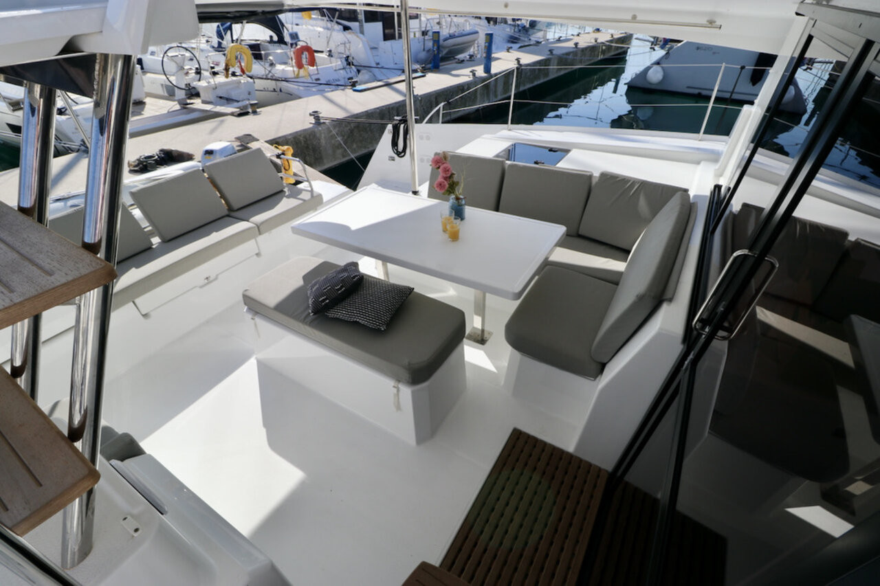 Fountaine Pajot Astrea 42, Mouse