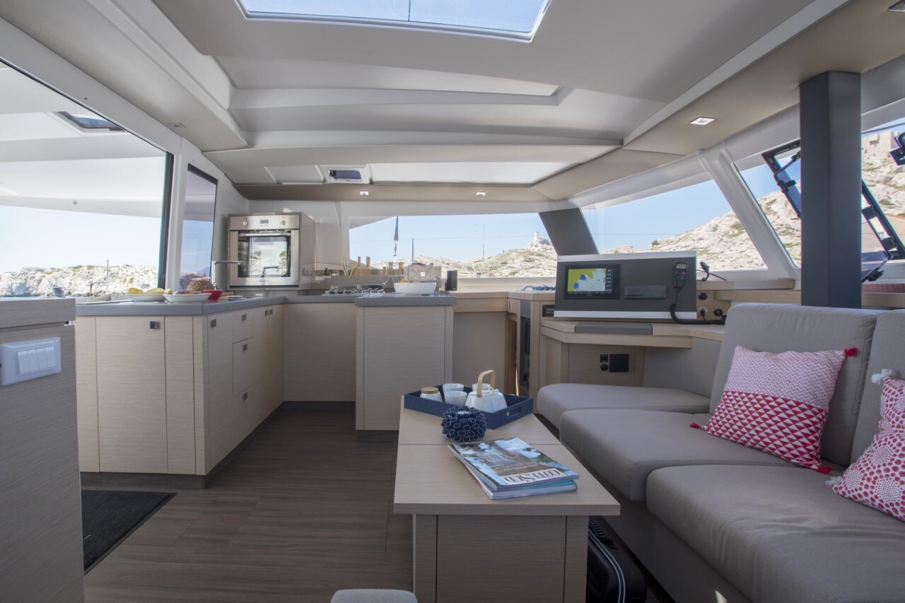 Fountaine Pajot Astrea 42, Crazy Diamond