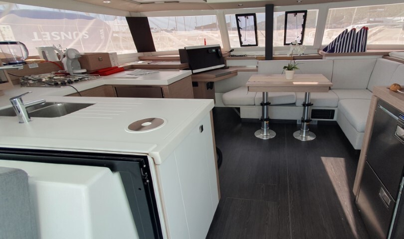 Fountaine Pajot Astrea 42, Crazy Diamond