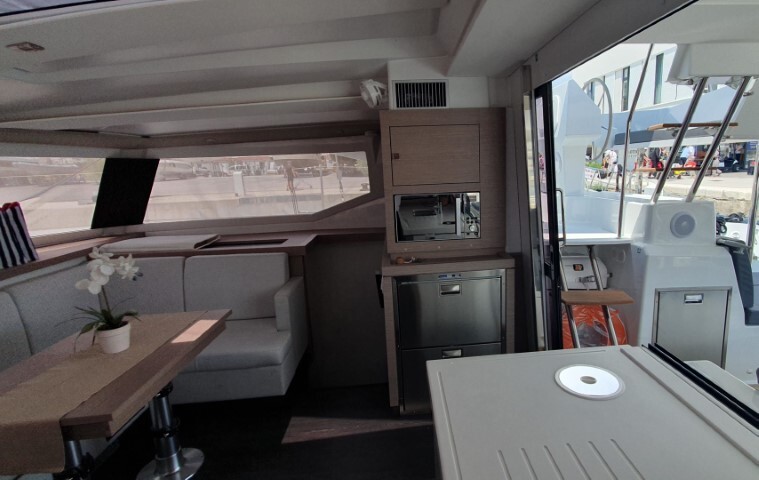 Fountaine Pajot Astrea 42, Crazy Diamond