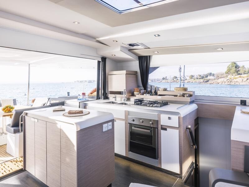 Fountaine Pajot Aura 51, Cosmos
