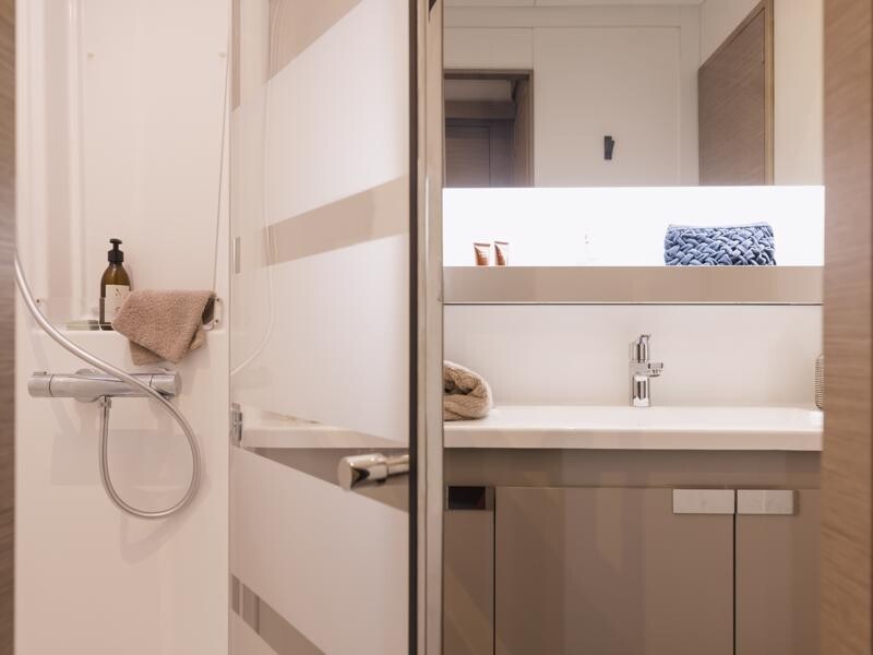 Fountaine Pajot Aura 51, Cosmos