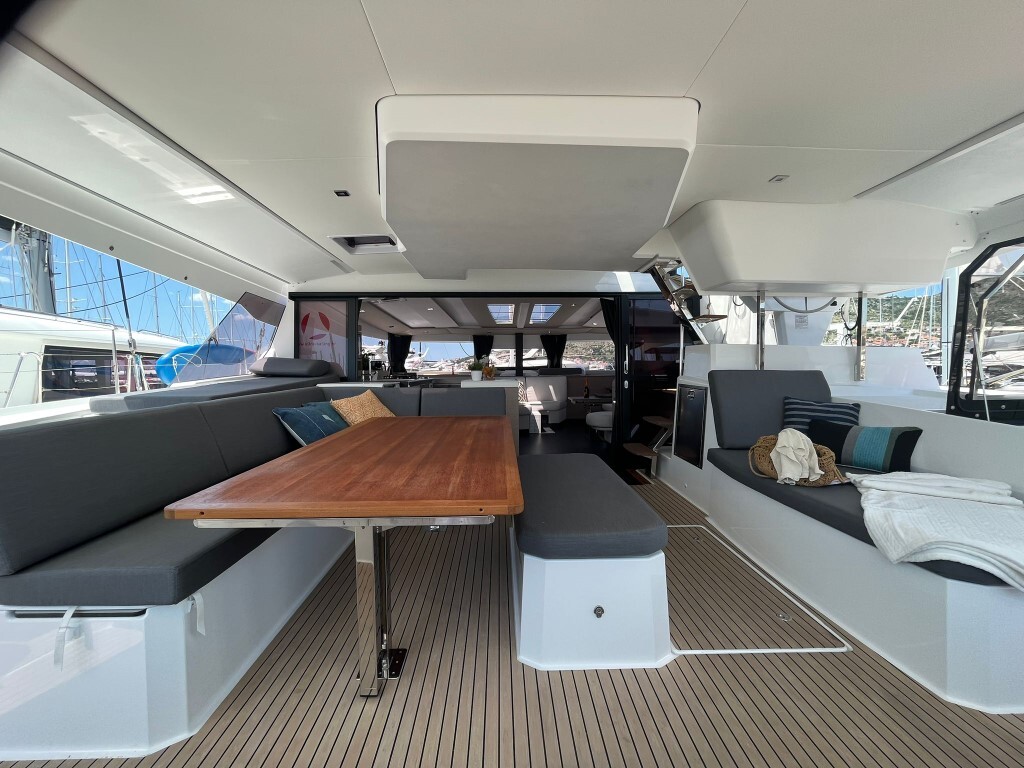Fountaine Pajot Aura 51, Cosmos
