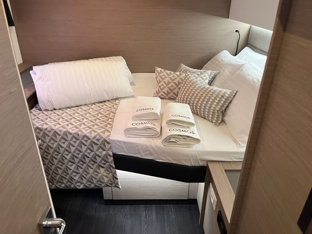 Fountaine Pajot Aura 51, Cosmos