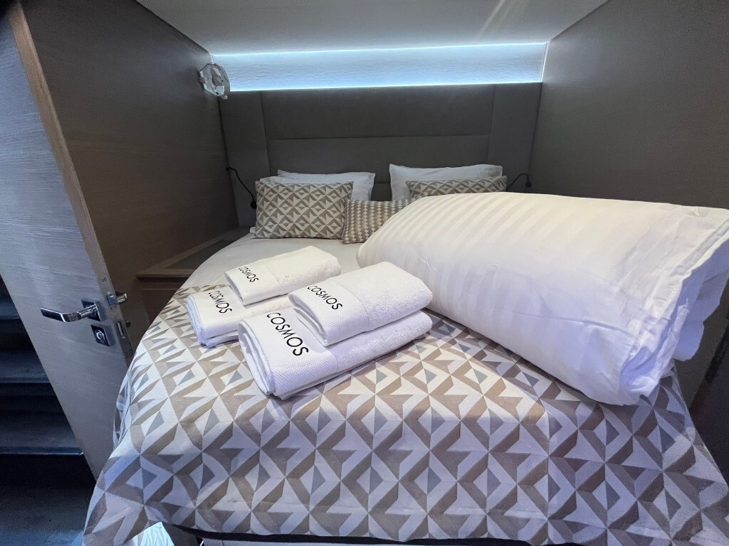 Fountaine Pajot Aura 51, Cosmos