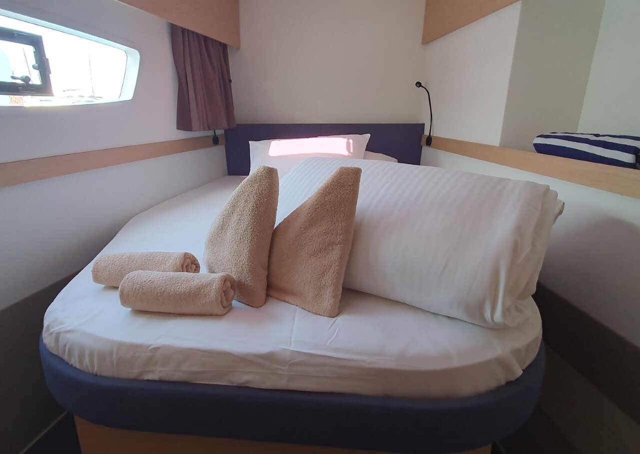 Fountaine Pajot Elba 45, Adria Blue