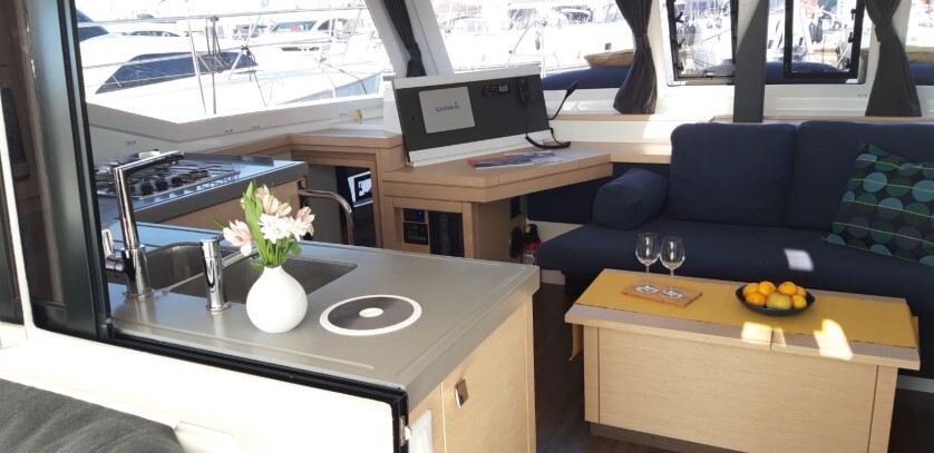 Fountaine Pajot Lucia 40, Nala
