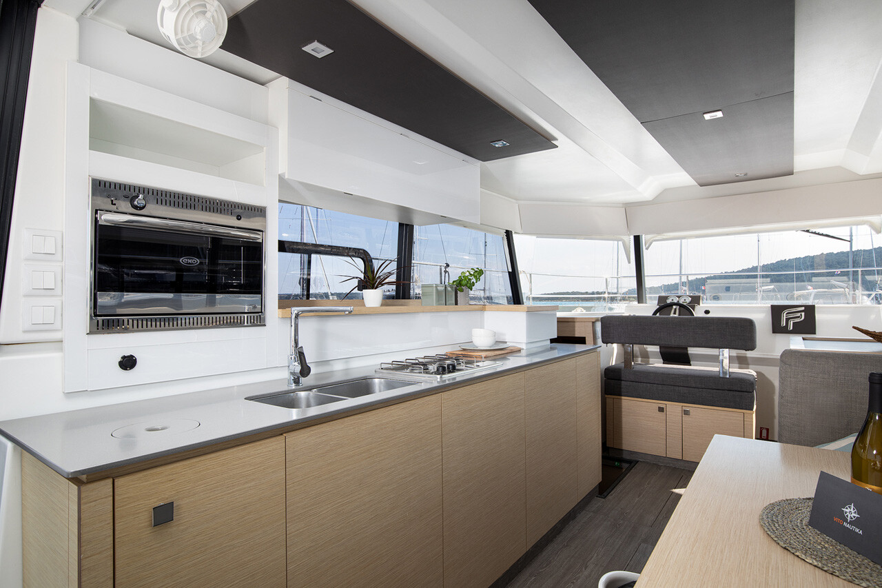 Fountaine Pajot MY 37, Mare Tortuga