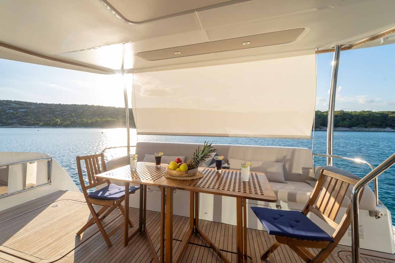 Fountaine Pajot MY6, Family 2.0