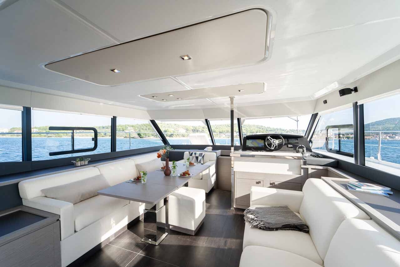 Fountaine Pajot MY6, Family 2.0