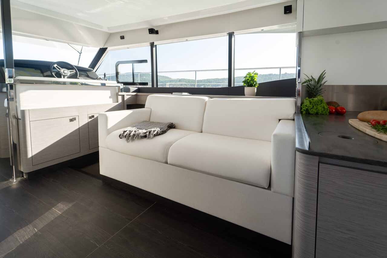 Fountaine Pajot MY6, Family 2.0
