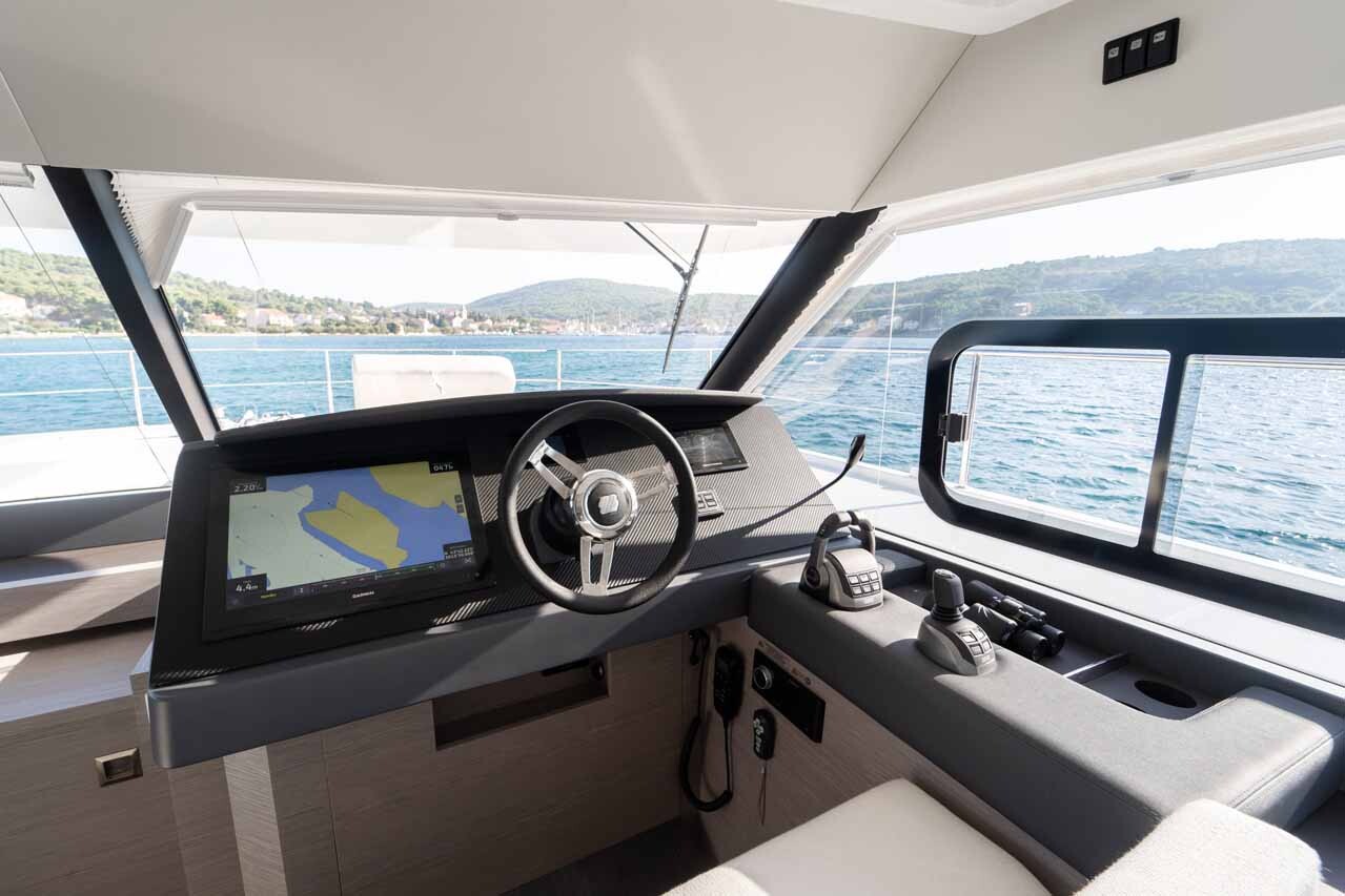 Fountaine Pajot MY6, Family 2.0
