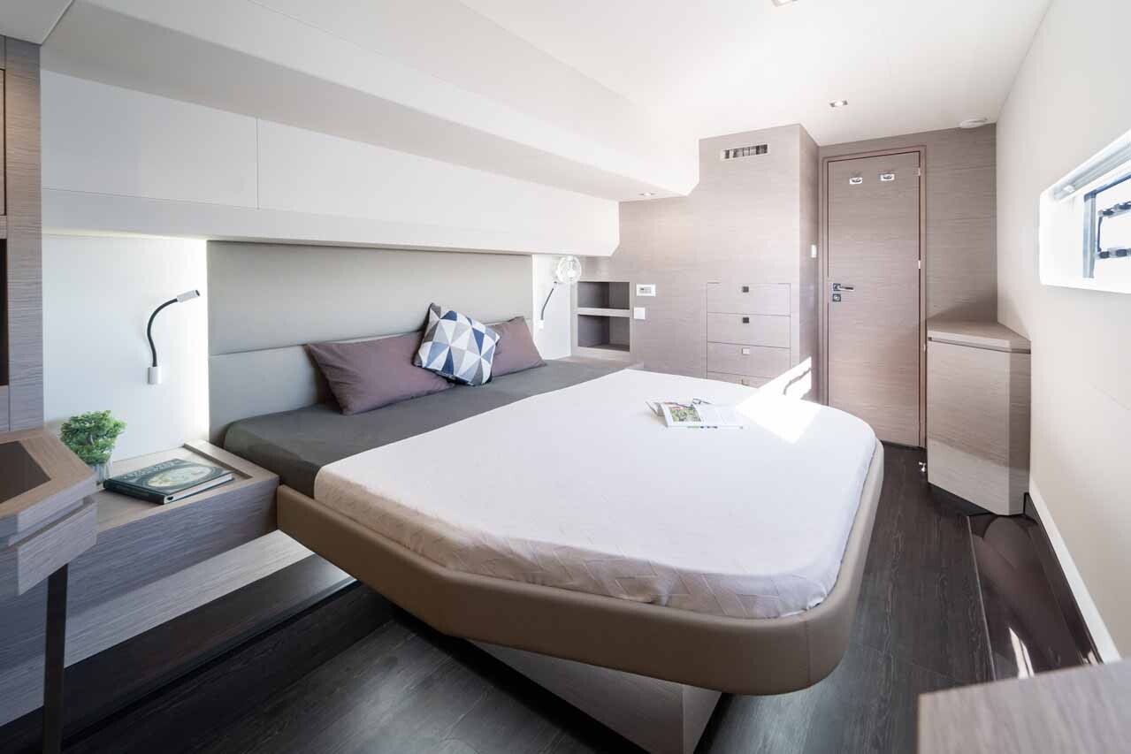 Fountaine Pajot MY6, Family 2.0