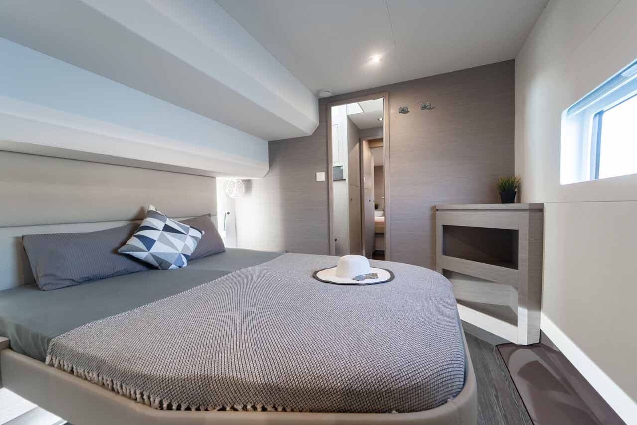 Fountaine Pajot MY6, Family 2.0