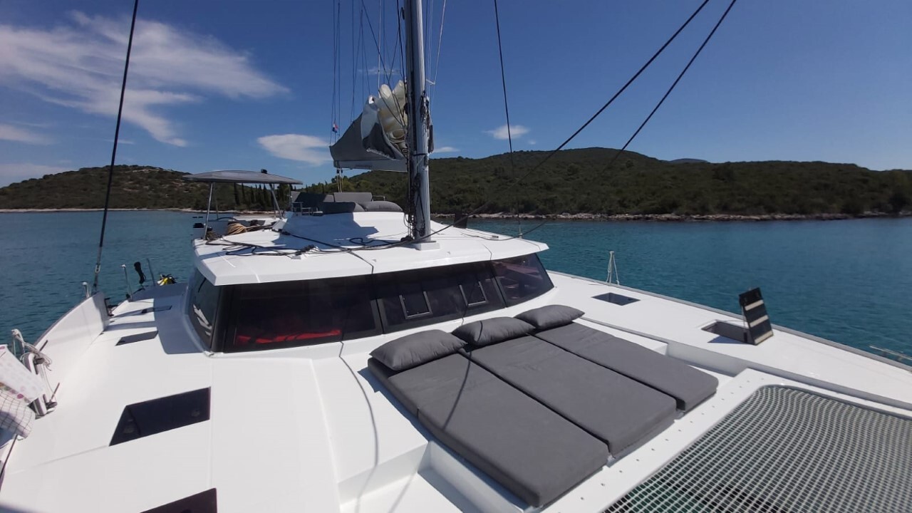 Fountaine Pajot Saona 47 Quintet, Desafinado