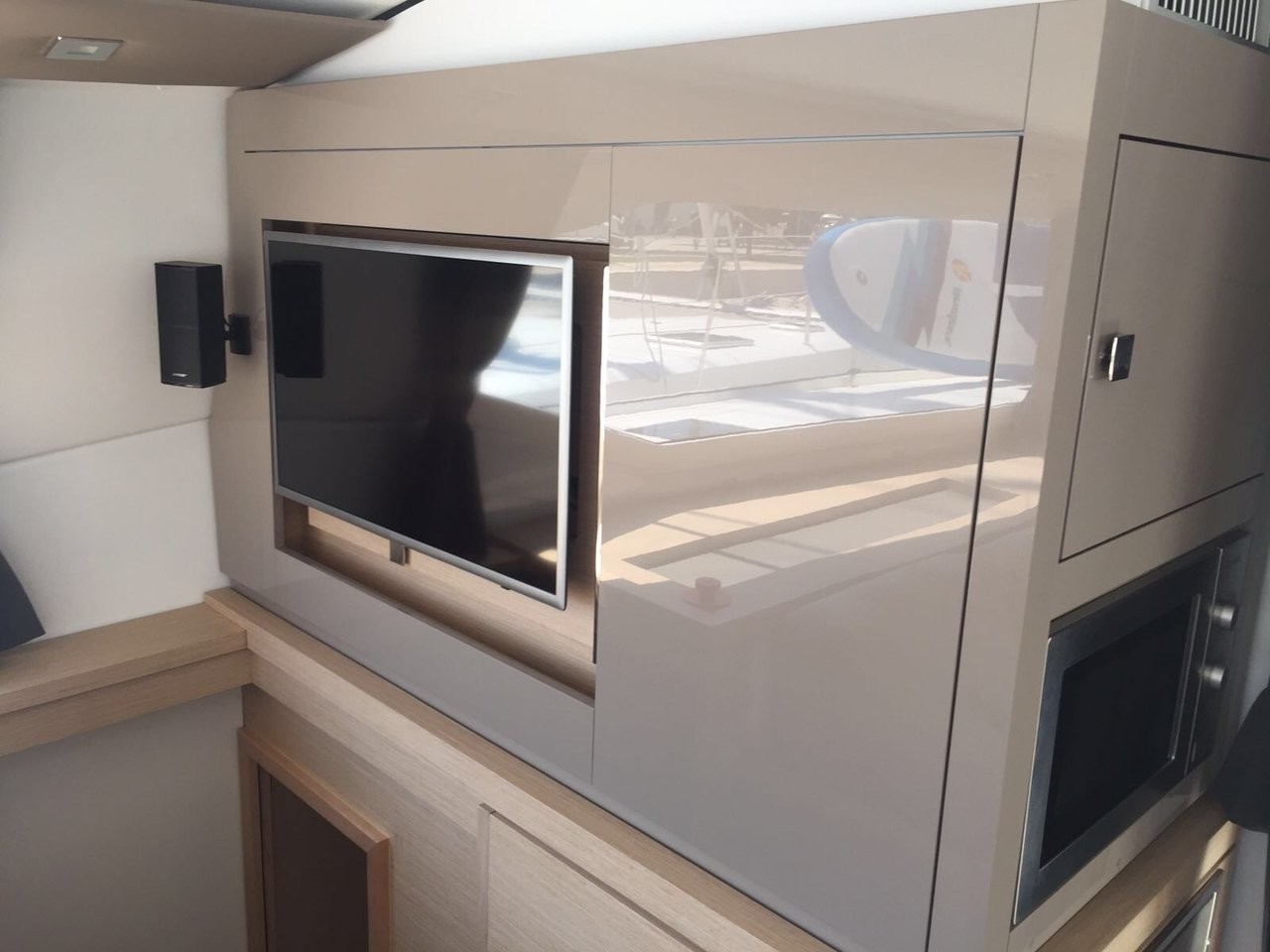 Fountaine Pajot Saona 47 Quintet, Martin V