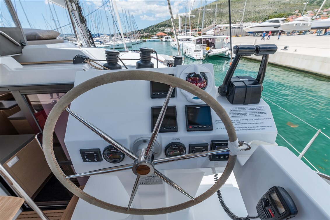 Fountaine Pajot Saona 47 Quintet, Sunny Wave