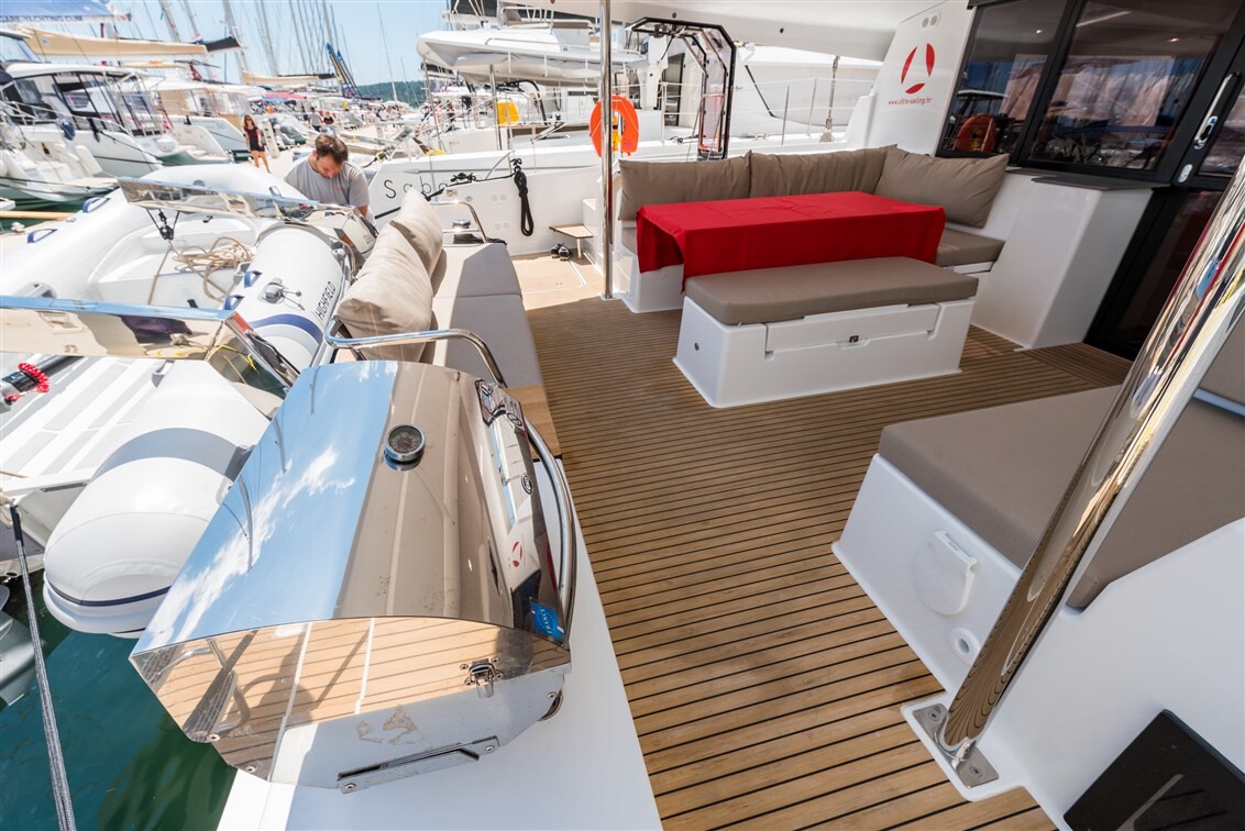 Fountaine Pajot Saona 47 Quintet, Sunny Wave