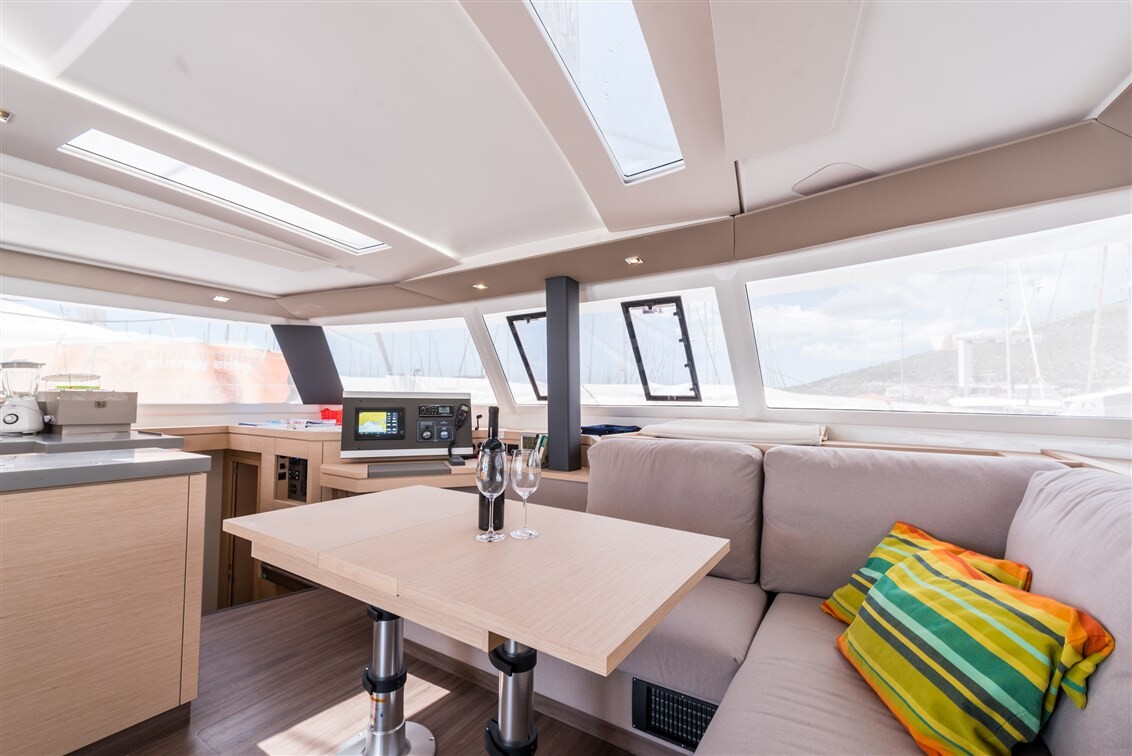 Fountaine Pajot Saona 47 Quintet, Sunny Wave