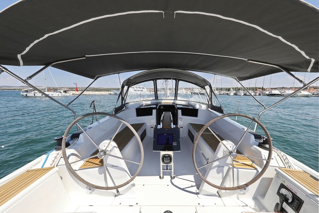 Hanse 388, Chablis